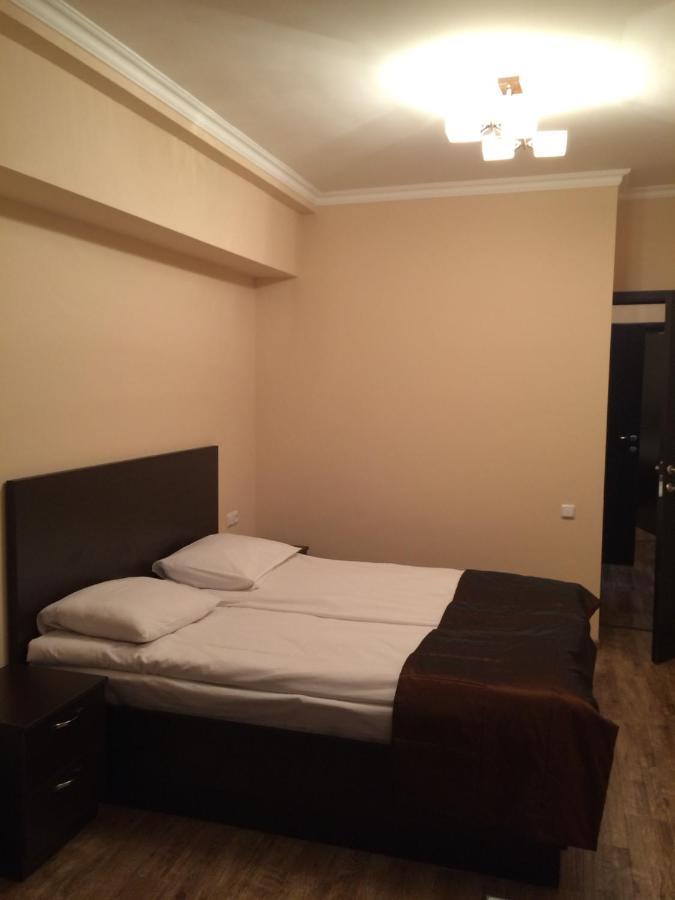 Yeznik Koghbatsi - Amiryan Crossroads 2 Bedroom Comfortable Apartment With Balcony Ko333 Jereván Kültér fotó